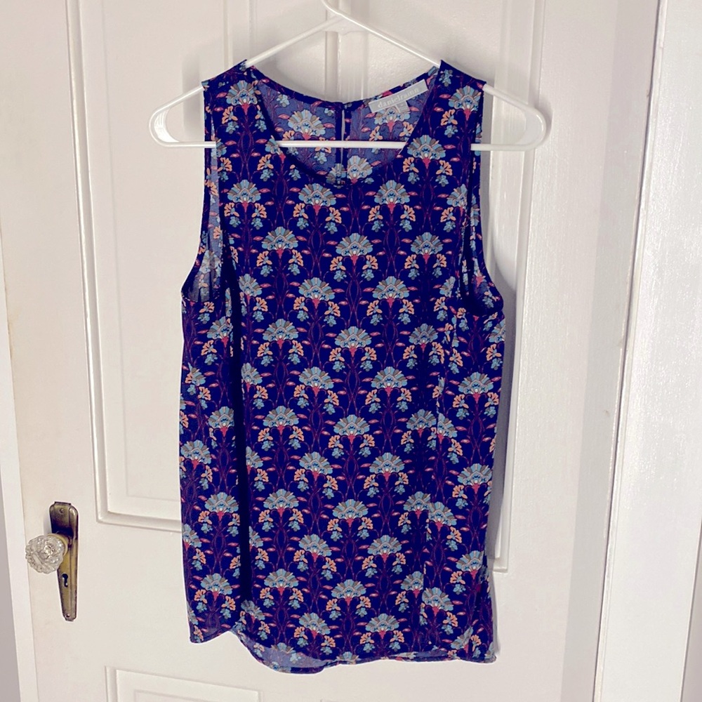 Albado Crew Neck Blouse